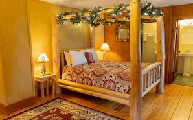 The Woods Inn Inlet United States Of America